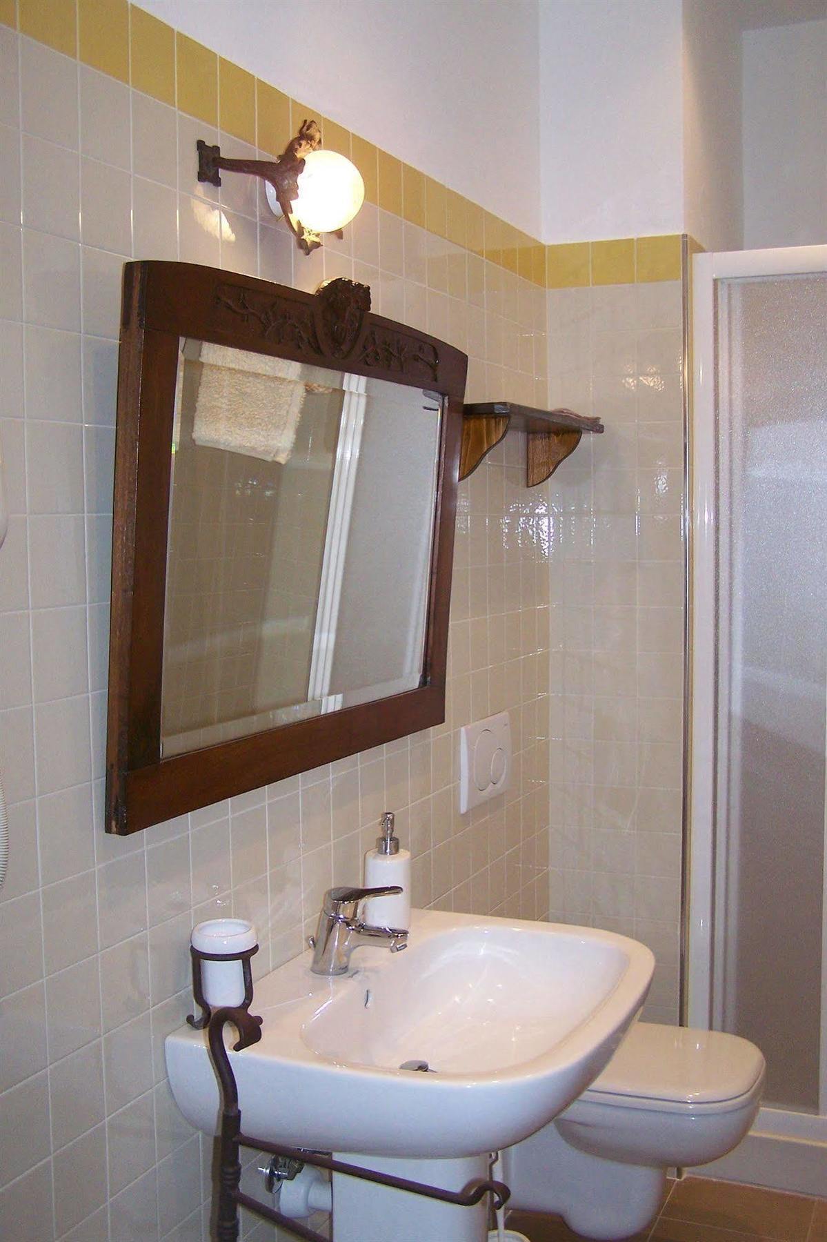 B&B Torre Lara Belgirate Kültér fotó